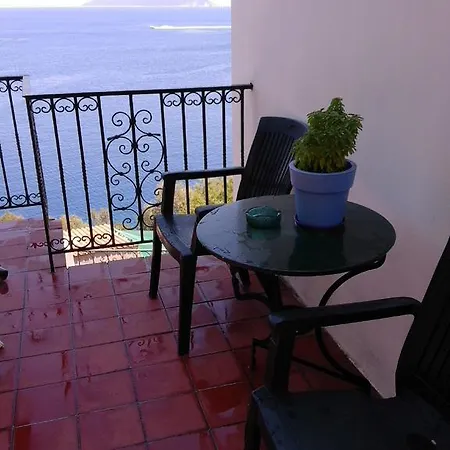 Apartment Aprilis *